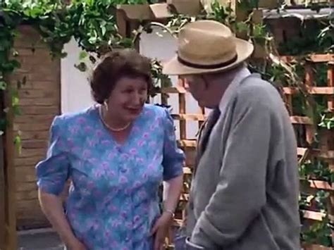 Keeping Up Appearances Se3 Ep05 Hd Watch Video Dailymotion