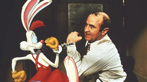 Who Framed Roger Rabbit? (1988) Movie Summary and Film Synopsis