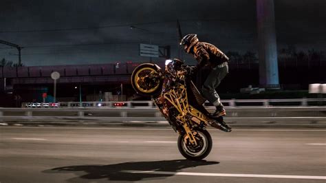 Dirt Bike Wheelie Wallpaper 4K - Wheelie Wallpapers Wallpaper Cave : 2 wheel wheelie by waggysue ...