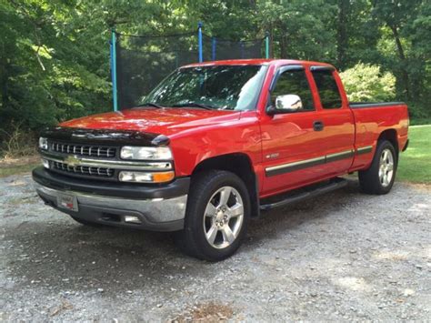 2001 Chevy Silverado Z71 Ls Ext Cab 1500 Low Miles