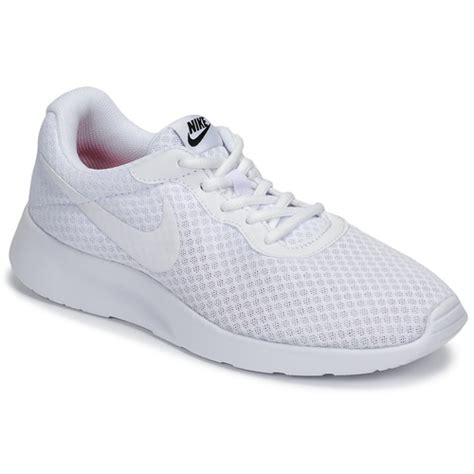 Nike Tanjun White Free Delivery With Rubbersole Co Uk Shoes Low