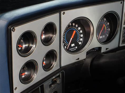 Classic Instruments Direct Fit Squarebody Gauges Fuel Curve