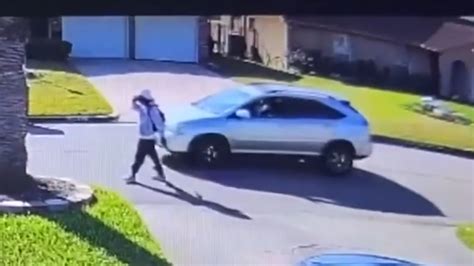 Houston Crime Police Release Surveillance Video Of Fatal Shooting In Hopes To Find Suspect