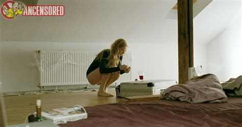 Naked Pheline Roggan In Soul Kitchen