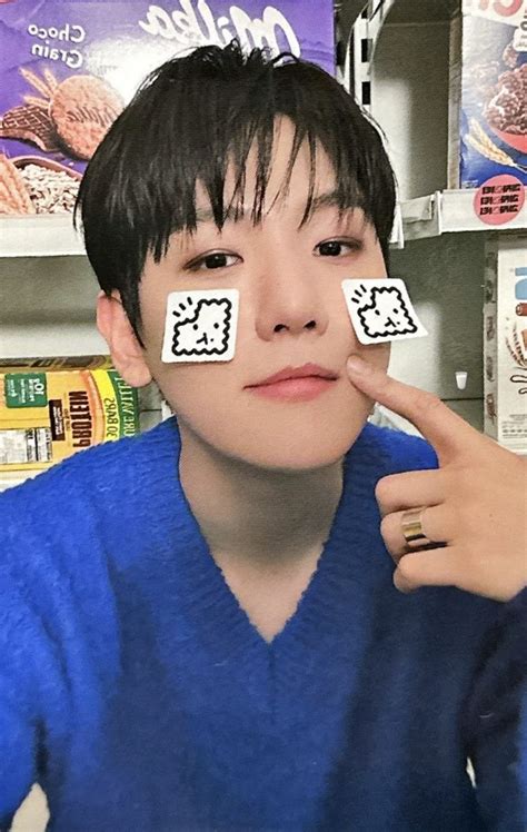 jaes senpai adlı kullanıcının BYUN BAEKHYUN panosundaki Pin 2024 Ünlüler