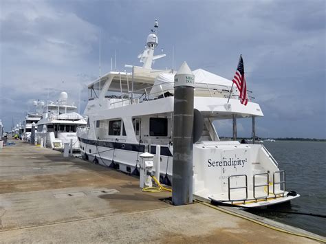 Outer Reef Team Built A Beautiful Boat Outer Reef Yachts