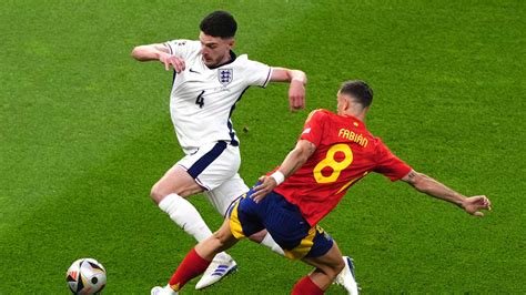 Spanien Ist Europameister Siegtor Im Em Finale Gegen England F Llt