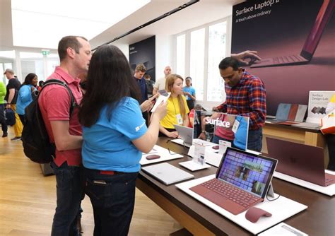 Microsoft Zamyka Fizyczne Sklepy Microsoft Store