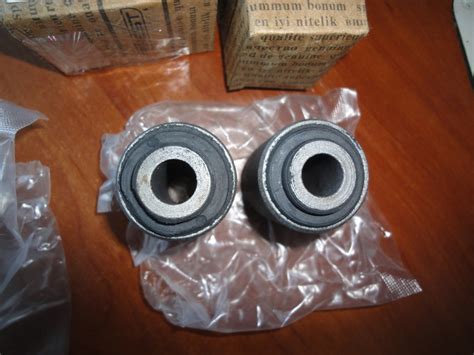 Сайлентблоки задних амортизаторов — Dodge Stratus (2G), 2,4 л, 2005 ...