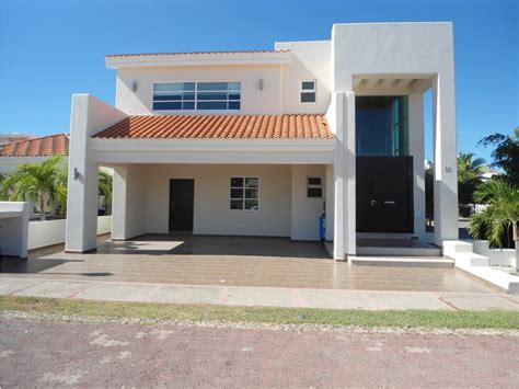 Casa en venta en Mazatlán 4 recámaras Club Real 6 900 000 MXN