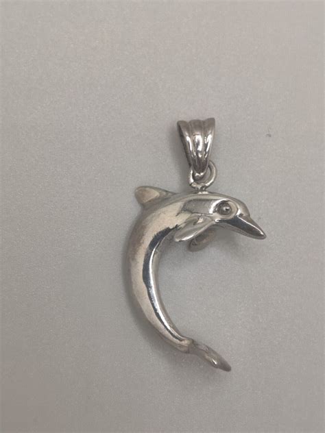 925 Sterling Silver Dolphin Design Pendant Gem