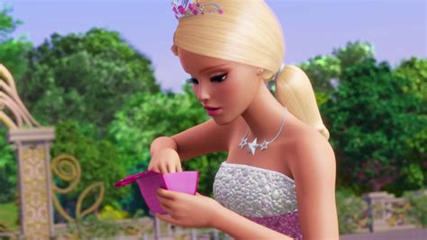 Princess Courtney going to Camp - Screencaps - Barbie in Rock N' Royals ...