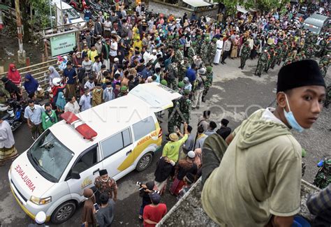 PEMAKAMAN ANGGOTA TNI YANG GUGUR DI PAPUA ANTARA Foto