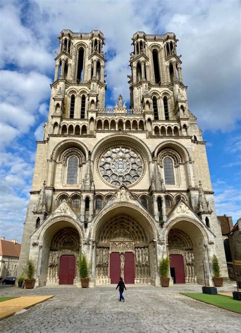 Laon Cathedrale Facade Plus Au Nord