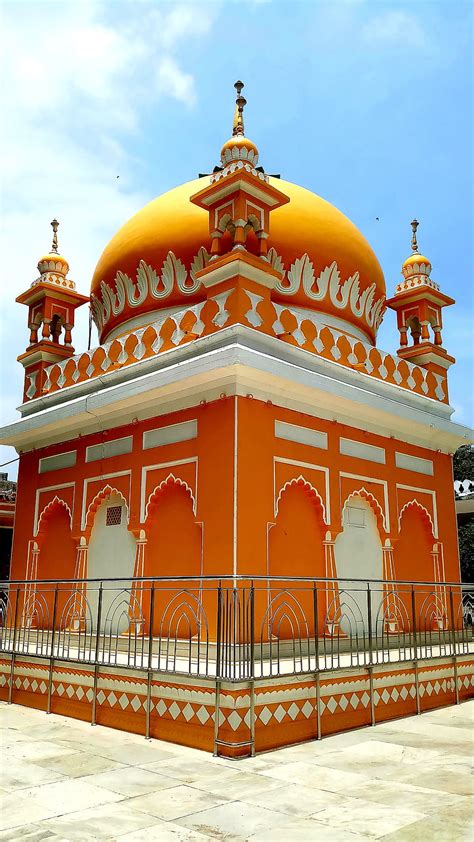 Qutub E Deccan Dargha Sharif Bargha E Hazrat Nizamuddin Auliya RA HD