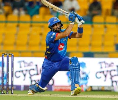 Ilt Uae S Muhammad Waseem S Fifty Takes Mi Emirates Past Sharjah