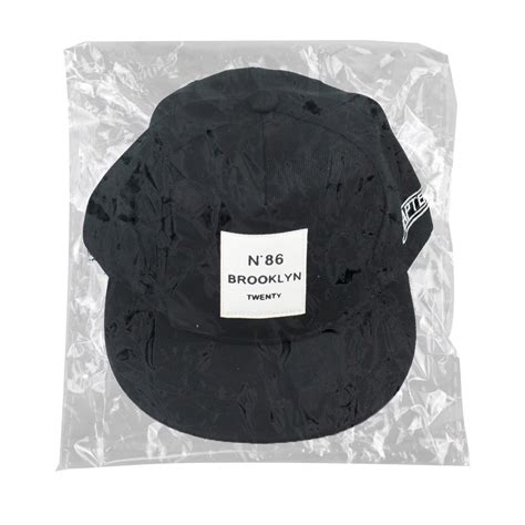 Rhodey Topi Snapback Hat N Brooklyn Twenty Rs Black