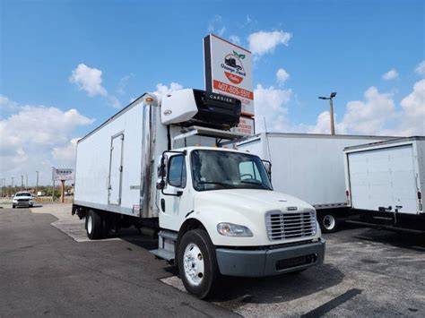 2013 Freightliner M2 106 For Sale ®