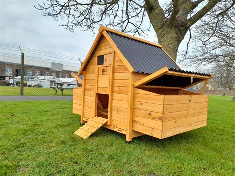 XL Sunshine 6-8 Birds Chicken Coop - Coops & Hutches UK