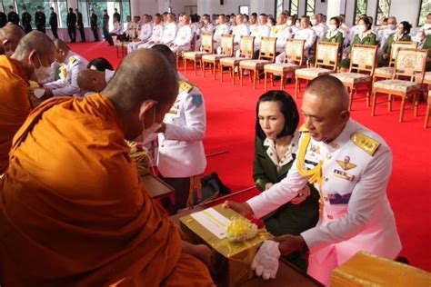 ประธาน สม ทบ สาขา รร จปร และคณะฯร่วมพิธีเจริญพระพุทธมนต์ และทำบุญตักบาตรพระสงฆ์ ถวายเป็นพระราช