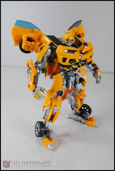 EJ's SHACK: DOTM : Deluxe Bumblebee