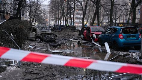 Russland Greift Ukraine Mit Raketen Und Drohnen Intensiv Aus Der Luft An