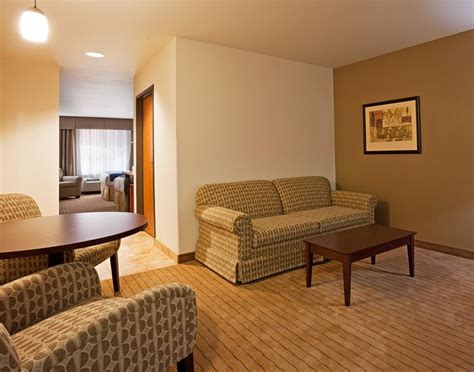 Holiday Inn Express And Suites Antigo An Ihg Hotel 100 ̶1̶0̶7̶