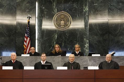 Federal judges celebrate new immigrants amid ongoing controversy – The ...