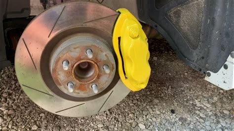 Painting Brembo Calipers On Dodge Charger With 2k Clear Coat Youtube