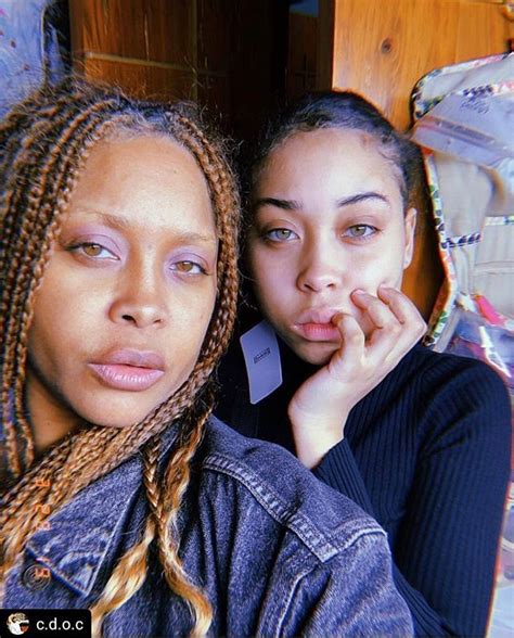 Erykah Badu And Her Daughter Puma Sterren