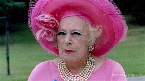 Publican La Obra Completa De Barbara Cartland Compuesta Por 823 Novelas