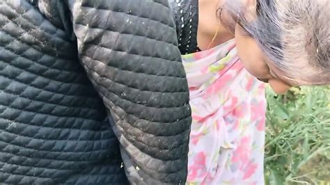 Hot Sexy Bhabhi Ko Dever Ne Sarso Khet Mein Bulakar Ki Khub Chudai Ko Ko