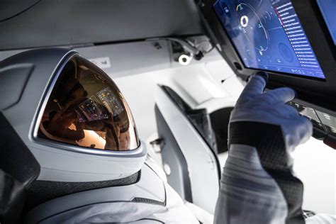 SpaceX Unveils Revolutionary Extravehicular Activity (EVA) Suit | Space ...