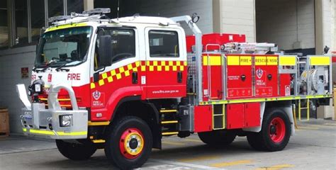 New 530 000 Bushfire Tanker Arrives In Station Tarro Fire And Rescue Nsw