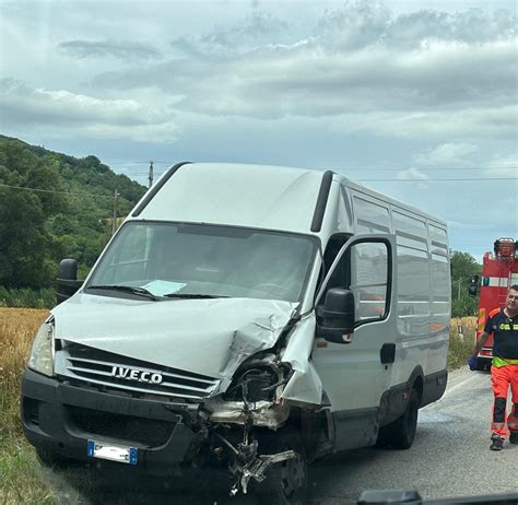 Aspio Incidente Al Vallone Due Feriti Ancona Osimo