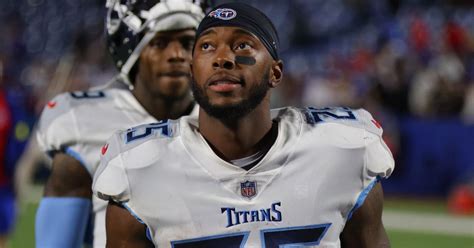 Titans Player Strangles Girlfriend After She Liked Photo Of Another