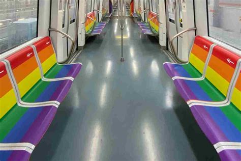 Il Treno Dell Inclusivit Celebra Il Gay Pride A Roma Roma Cronacalive