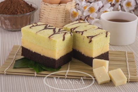 Brownies Kukus Coklat Keju Pandan Vannisa Brownies Moscovis