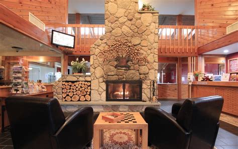 Fireside Inn & Suites Gilford Hotel (Gilford (NH)) - Deals, Photos ...