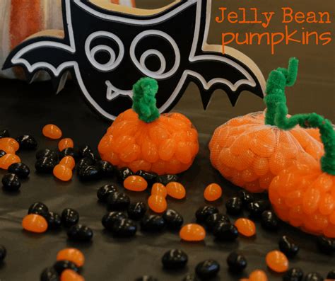 Easy Jelly Bean Pumpkins: Halloween Crafts for Kids