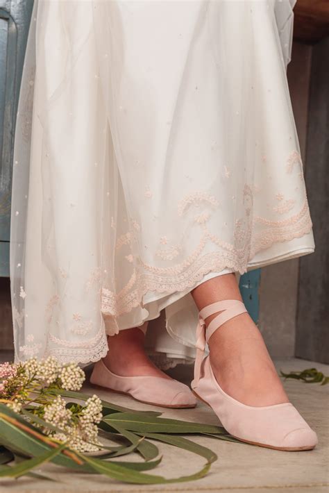 Bailarina Comunión Nude Flor de C Lucia Cuendias