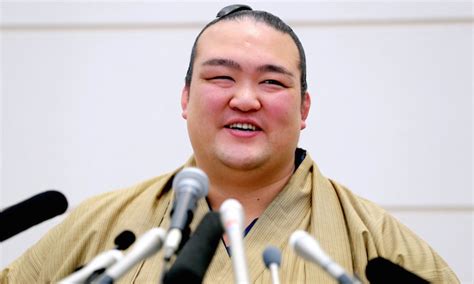 Kisenosato becomes first Japan-born yokozuna-ranked sumo wrestler in 19 ...