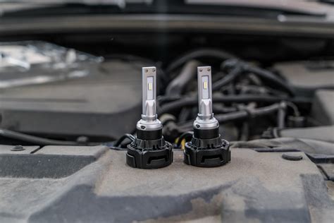 Установка светодиодов в ближний свет Форд Фокус 3 / Ford Focus 3