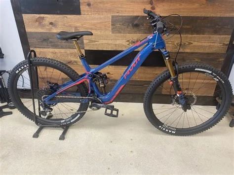 Pivot Shuttle Sl Pro X Emtb Size Large Mountain Bike At Best