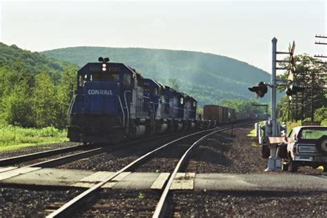 Conrail Locomotives | Conrail Photo Archive