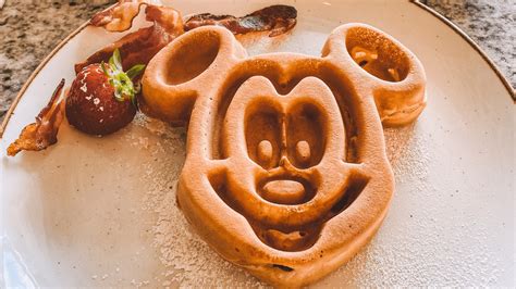 How to easily get difficult Disney World dining reservations - 5 ...