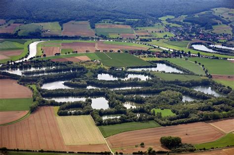 Luftbild Rinteln Uferbereiche Der Teichanlagen Zur Fischzucht