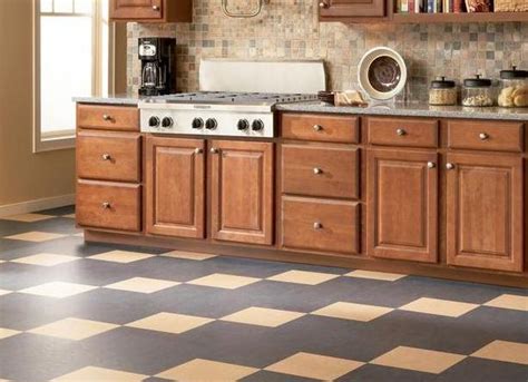 Напольная плитка ПВХ