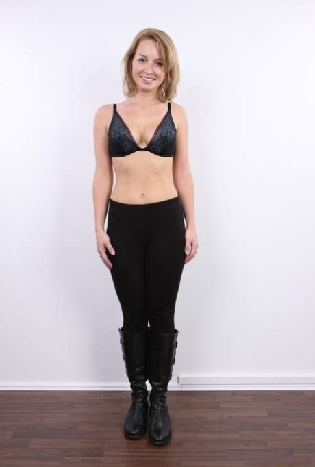 Blonde Girl Jana Decides To Try Her Hand At Naked Modeling In Photo Audition CoedCherry