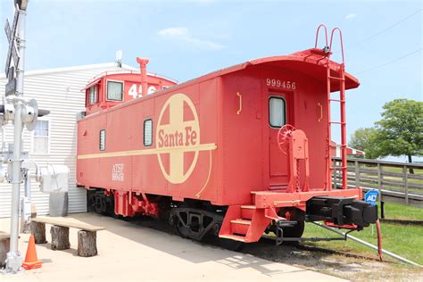 Joplin Missouri Atsf Caboose Is A Bed And Breakfas R Serf